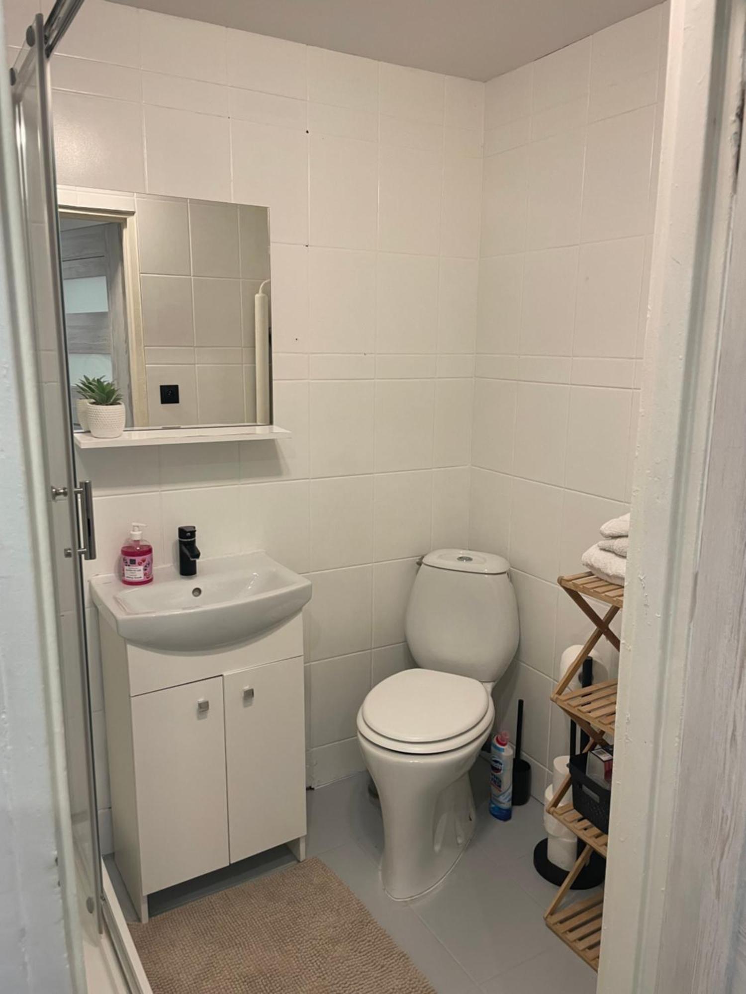 Apartament 2 Pokojowy W Centrum Miasta Żagań Zewnętrze zdjęcie
